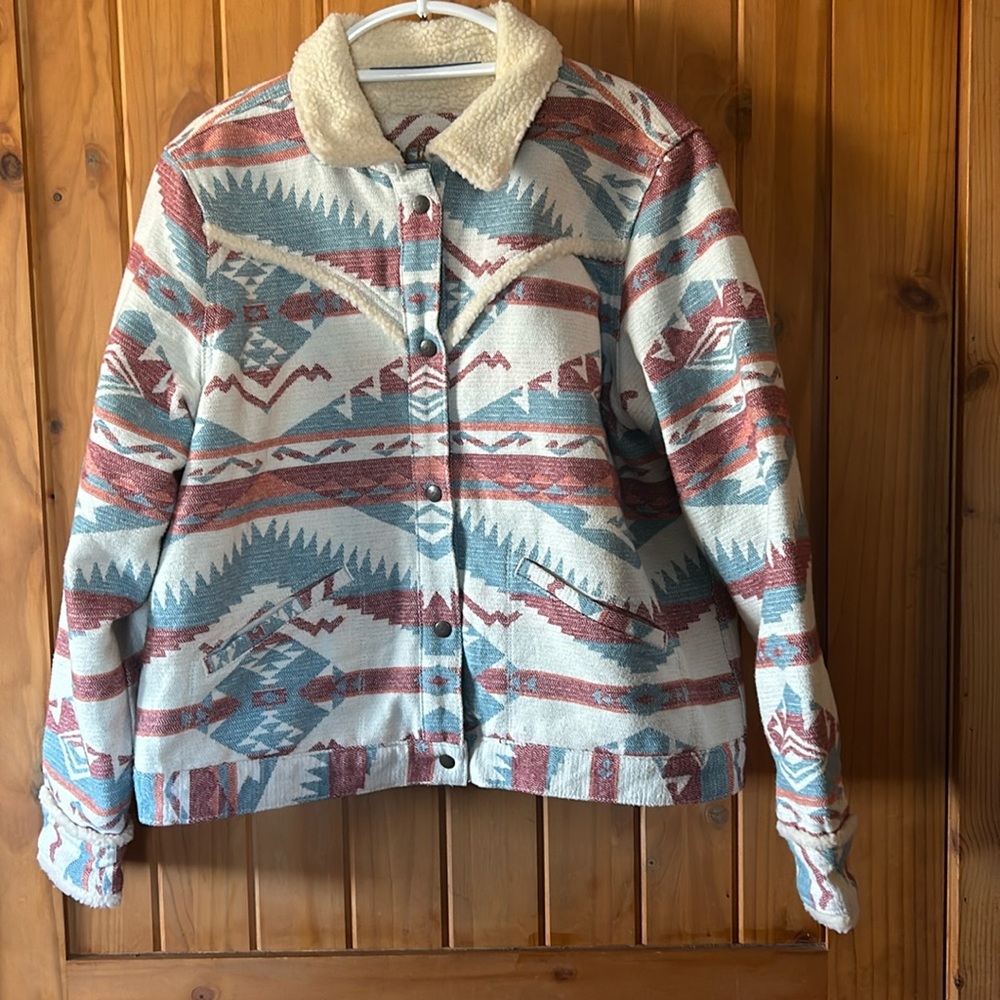 Wrangler Aztec Print Sherpa Collar Jacket in Cream, Blue & Rust